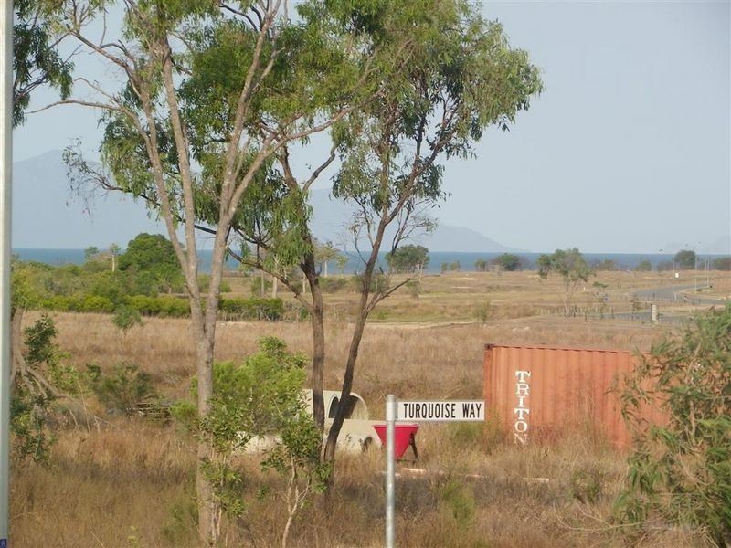 24 Sapphire Crescent, Bowen QLD 4805