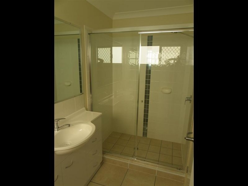 24 Sapphire Crescent, Bowen QLD 4805