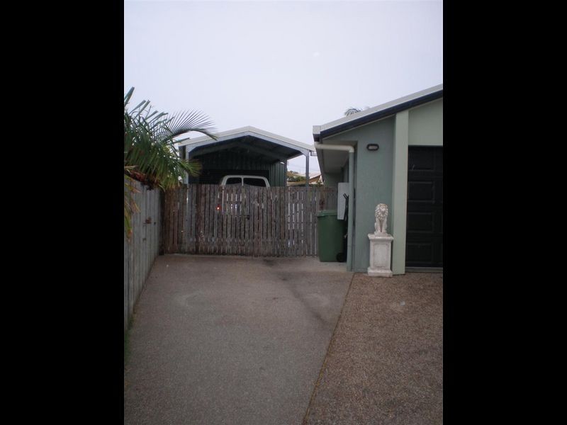 21 Hillview Place, Bowen QLD 4805