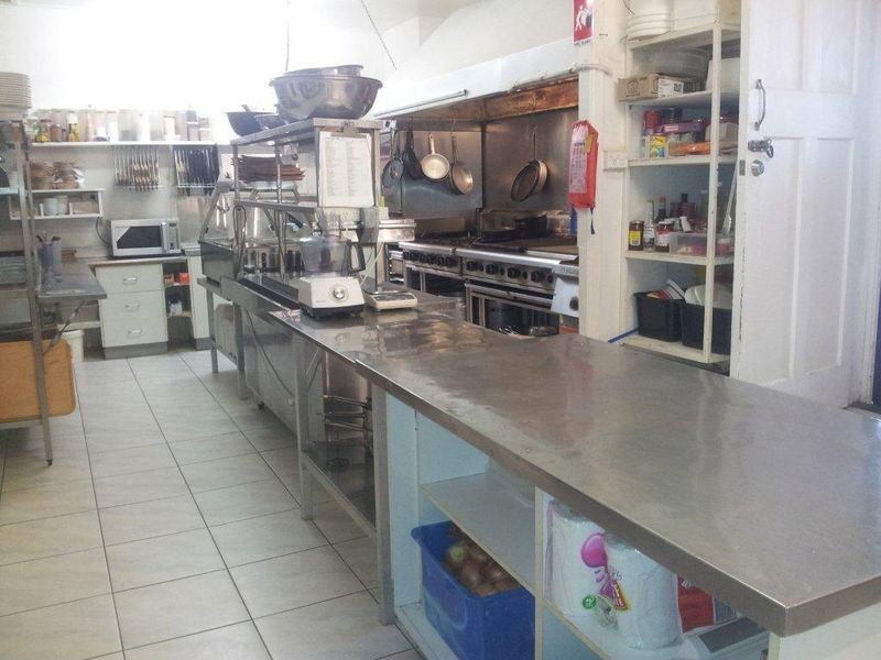 37 Herbert Street, Bowen QLD 4805