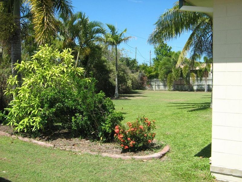 35 Bryant Avenue, Bowen QLD 4805