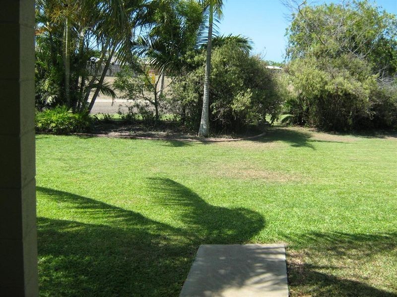 35 Bryant Avenue, Bowen QLD 4805
