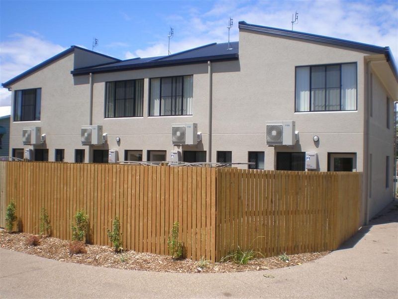 2/46 Gregory Street, Bowen QLD 4805