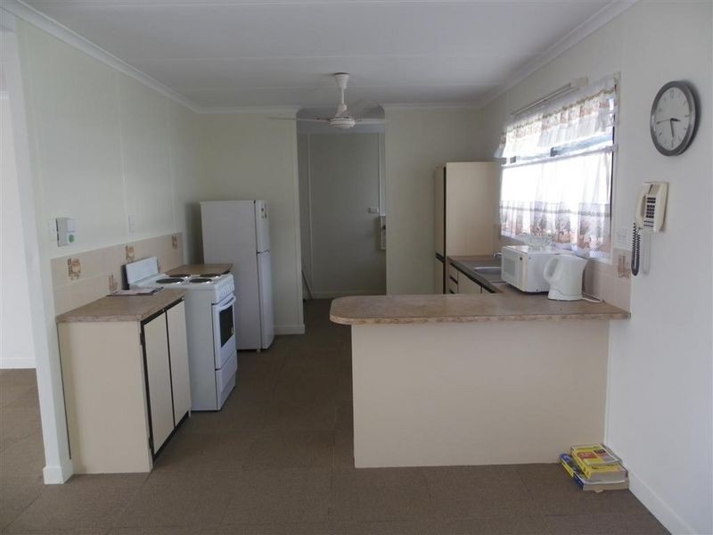 13 Sunset Crescent, Bowen QLD 4805