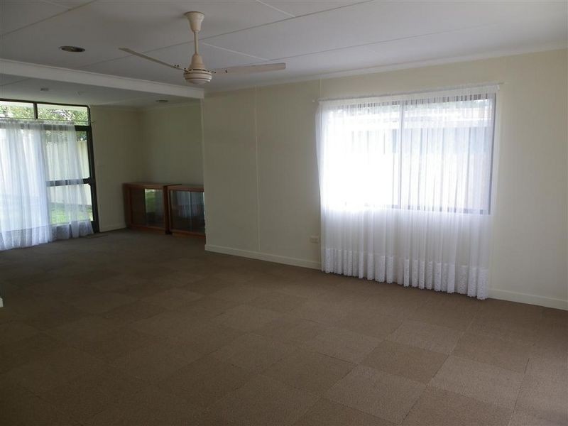 13 Sunset Crescent, Bowen QLD 4805