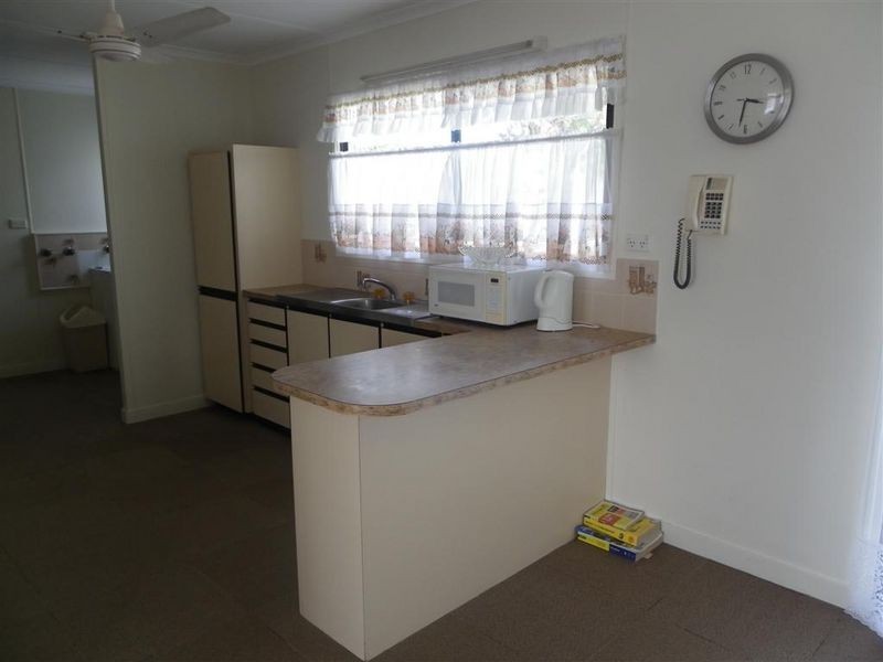 13 Sunset Crescent, Bowen QLD 4805