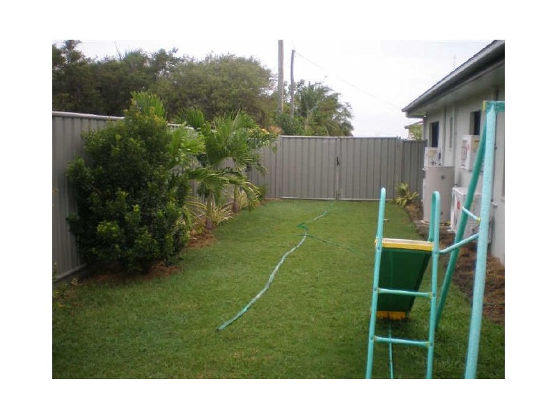 4/25 Don Street, Bowen QLD 4805