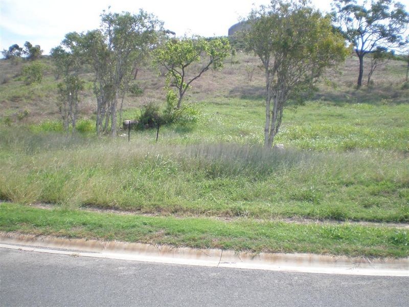 7 Allan Place, Bowen QLD 4805