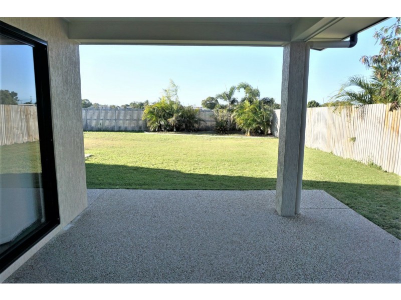 8 Harrison Court, Bowen QLD 4805