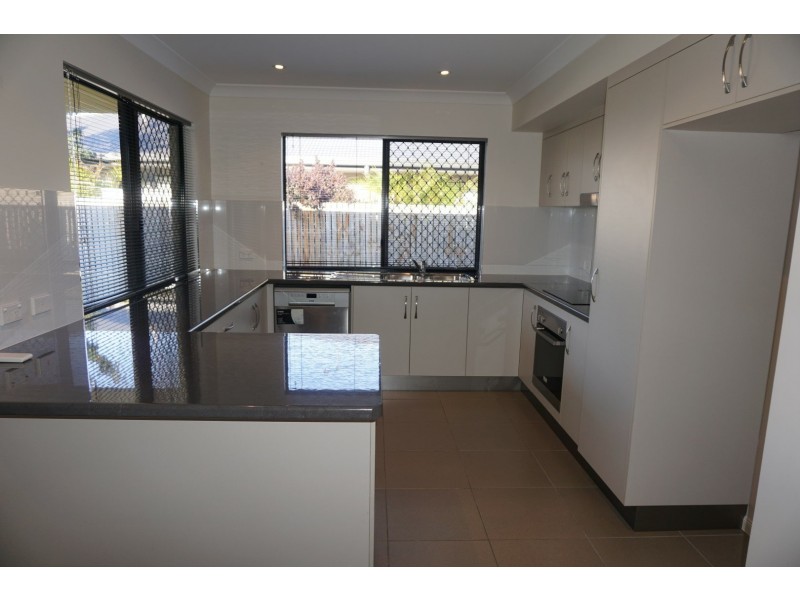 8 Harrison Court, Bowen QLD 4805