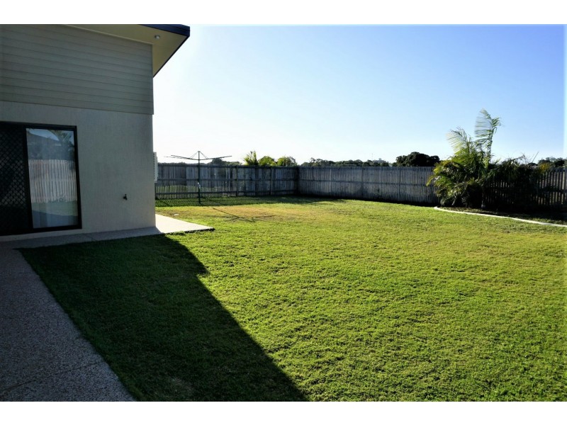 8 Harrison Court, Bowen QLD 4805