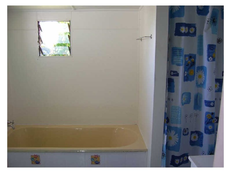 27 Powell Street, Bowen QLD 4805