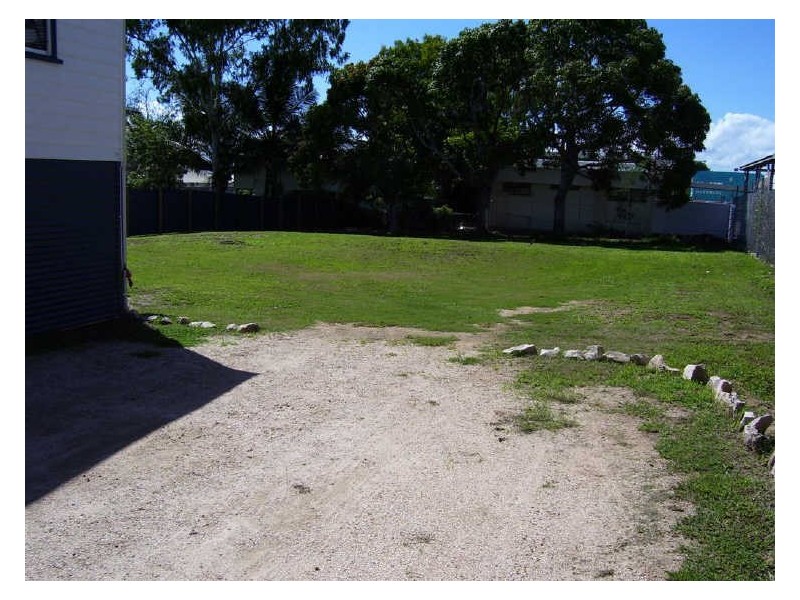 27 Powell Street, Bowen QLD 4805