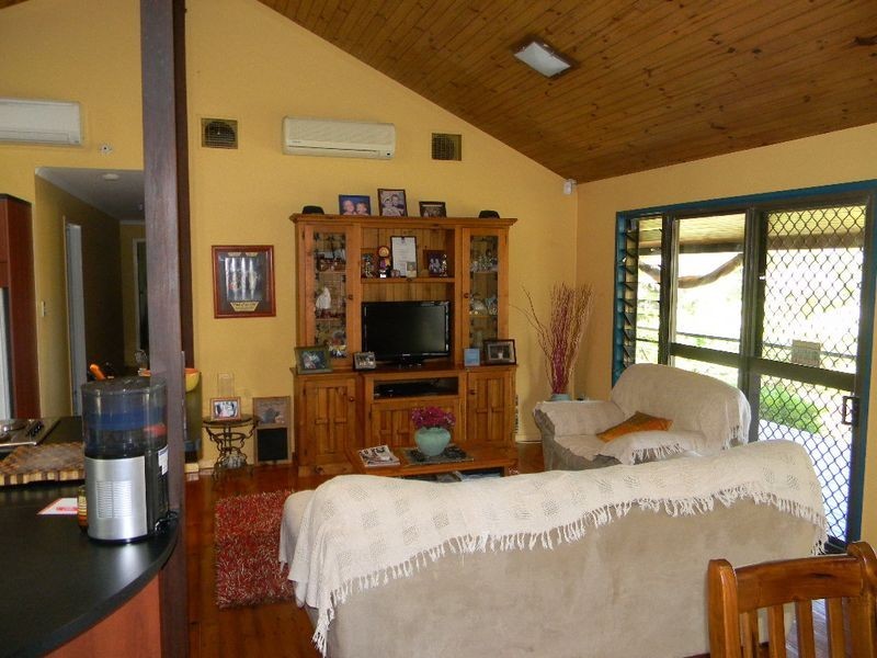 28 Rose Bay Road, Bowen QLD 4805