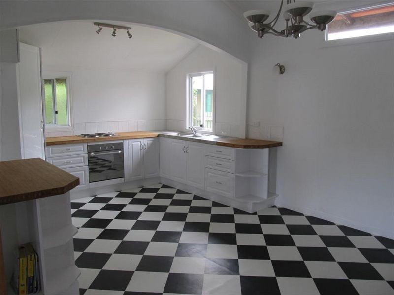 9 Leichhardt Lane, Bowen QLD 4805