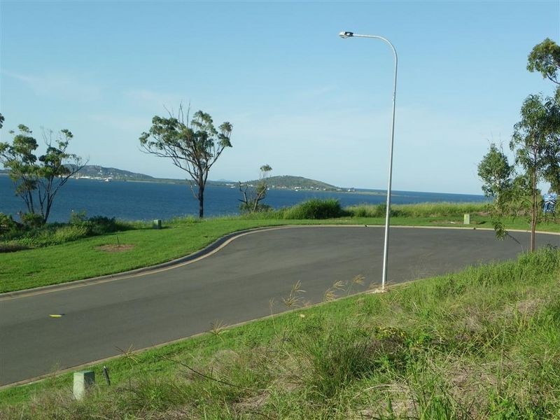 22 Seacove Crescent, Bowen QLD 4805