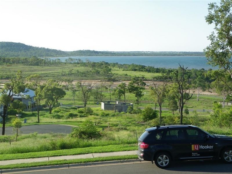 22 Seacove Crescent, Bowen QLD 4805