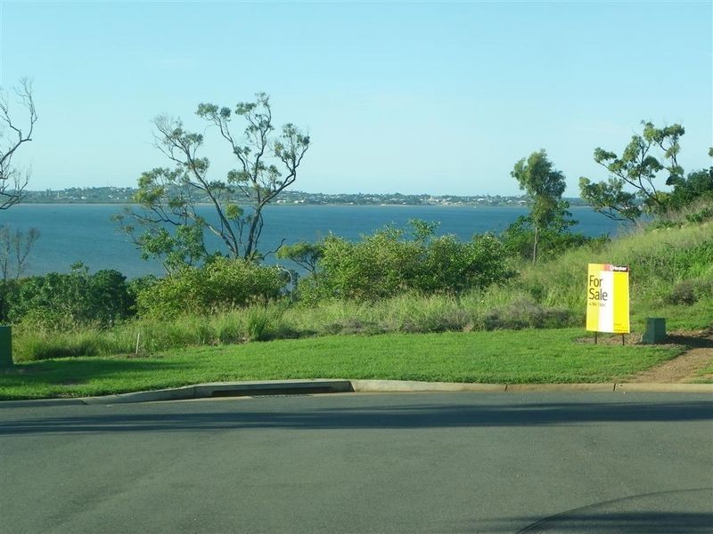 23 Harbour View Terrace, Bowen QLD 4805