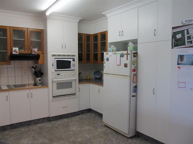 33 Brighton Road, Bowen QLD 4805