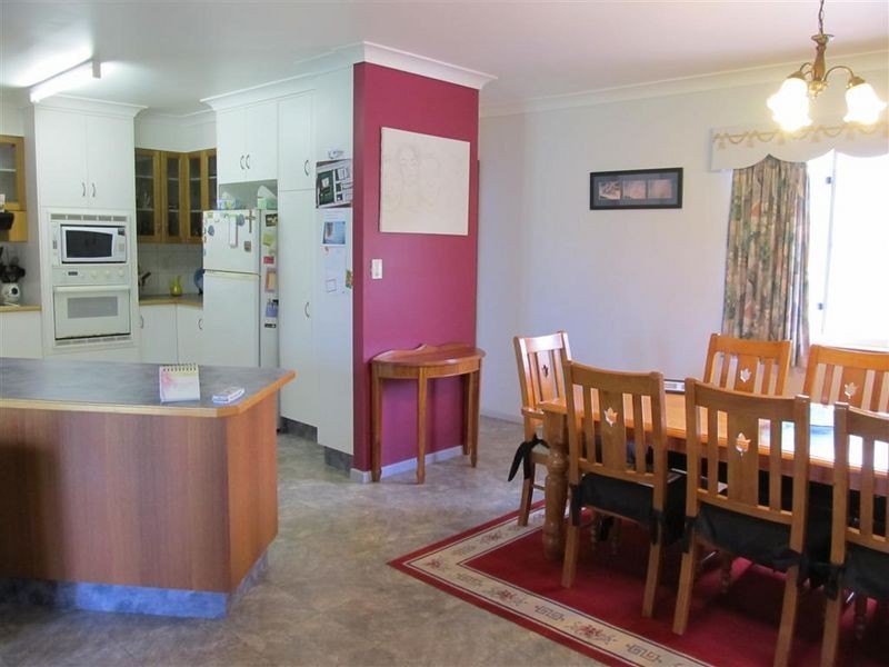 33 Brighton Road, Bowen QLD 4805