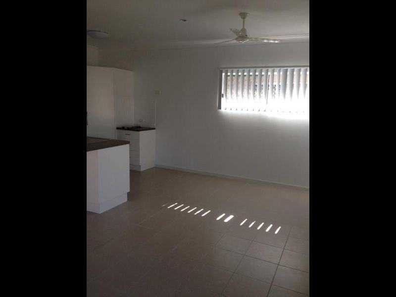 2/22 Tracey Street, Bowen QLD 4805