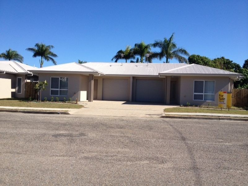 3 & 4/22 Tracey Street, Bowen QLD 4805