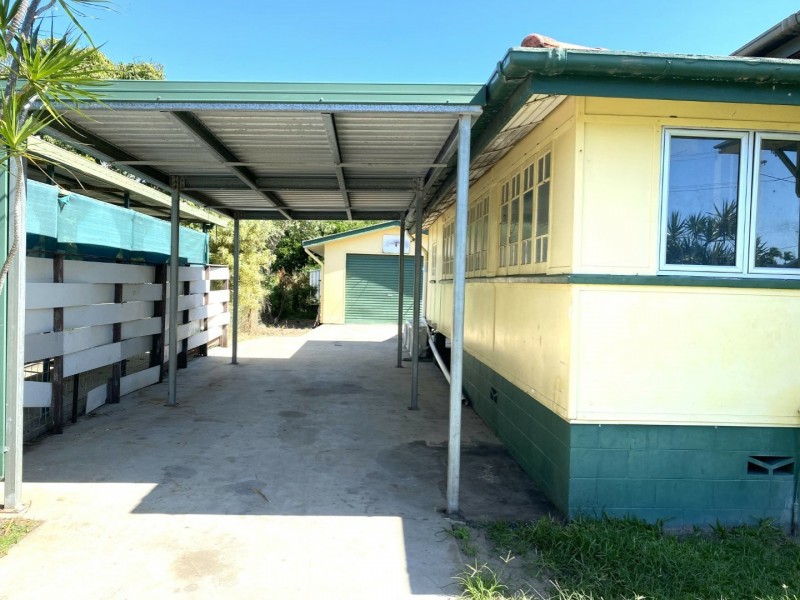 33 Gloucester Street, Bowen QLD 4805