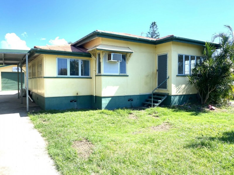 33 Gloucester Street, Bowen QLD 4805