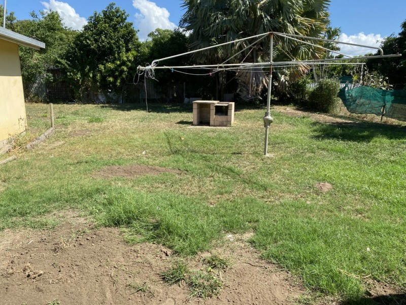 33 Gloucester Street, Bowen QLD 4805