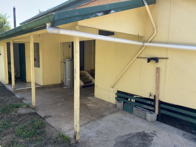 33 Gloucester Street, Bowen QLD 4805