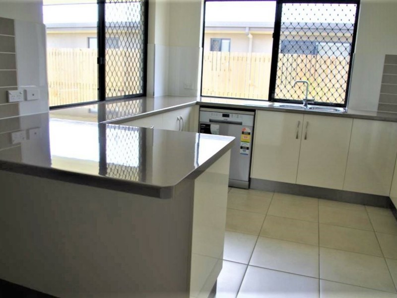 16 Harrison Court, Bowen QLD 4805