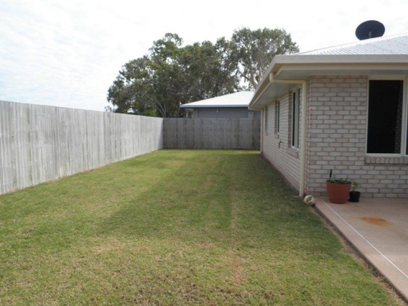 8 Lexington Court, Bowen QLD 4805