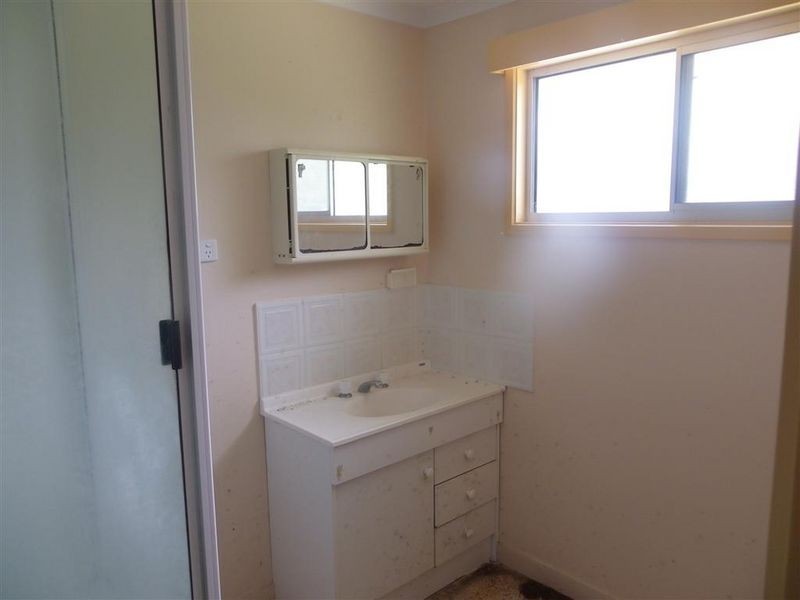 2 Martin Street, Bowen QLD 4805
