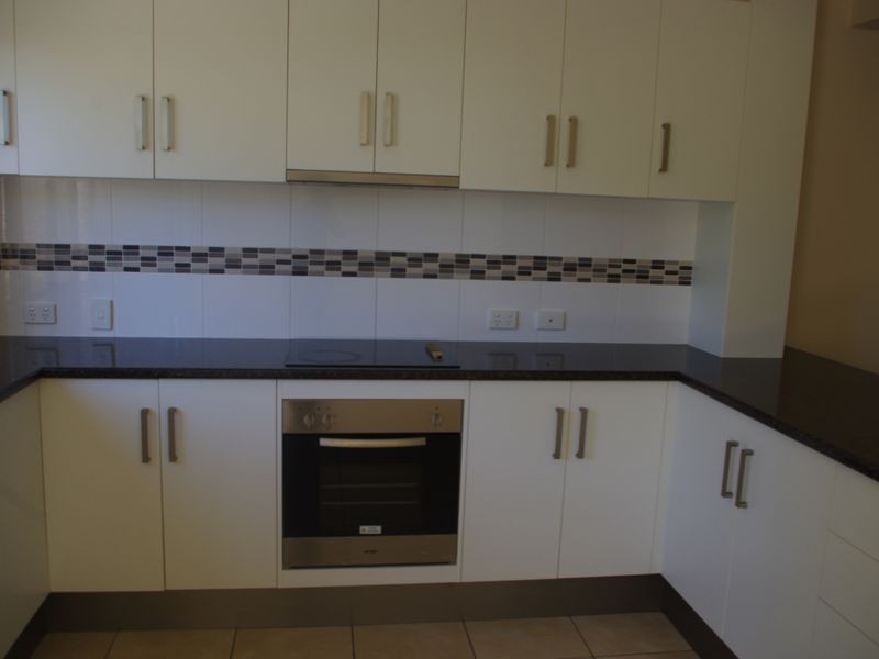 4/49 Gordon Street, Bowen QLD 4805