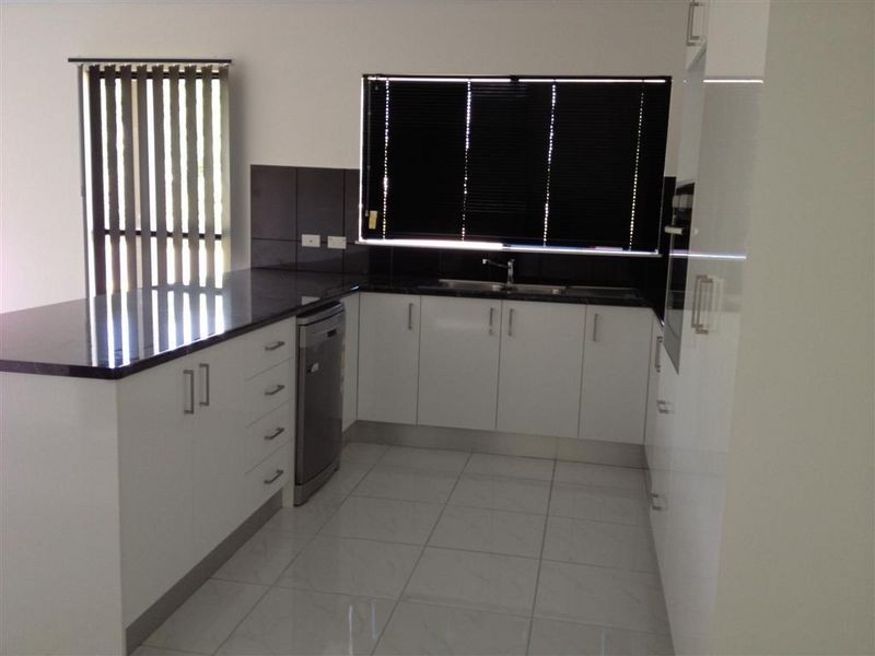 11 Schilling Court, Bowen QLD 4805