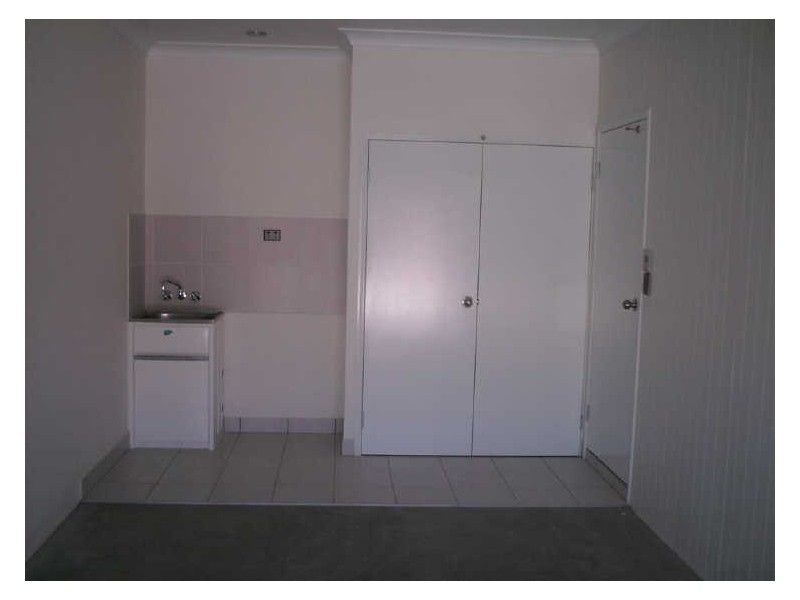 Units/11 Kennedy Street, Bowen QLD 4805