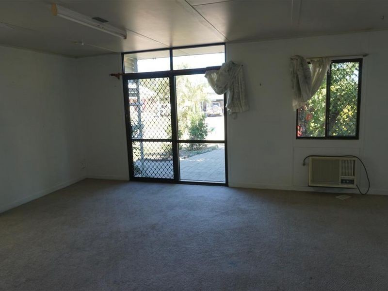 10 Suthers Street, Bowen QLD 4805