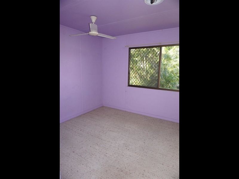 10 Suthers Street, Bowen QLD 4805