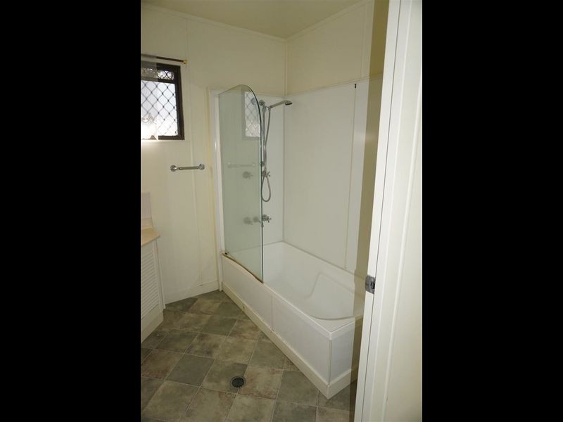 10 Suthers Street, Bowen QLD 4805