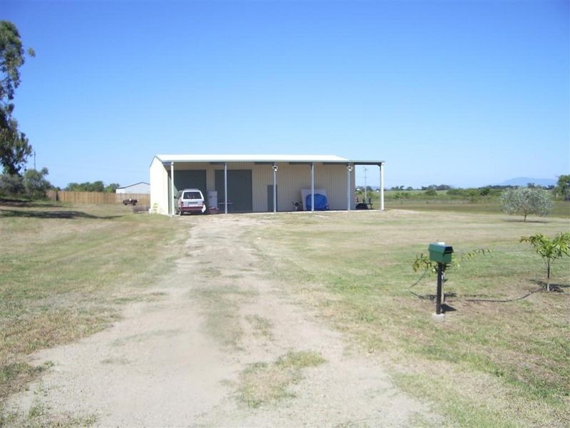 23-25 Pearle Place, Bowen QLD 4805