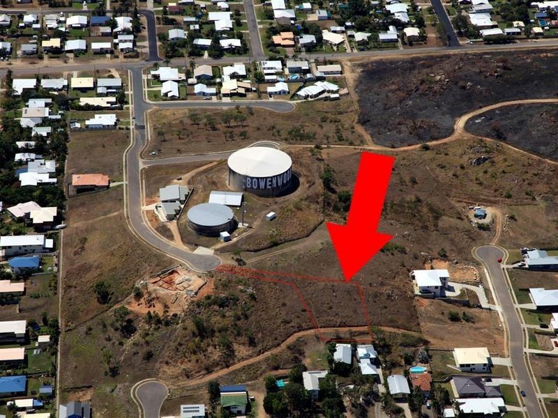 33 Tynwald Avenue, Bowen QLD 4805