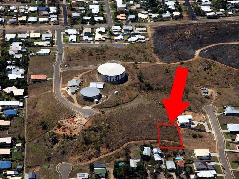 31 Tynwald Avenue, Bowen QLD 4805