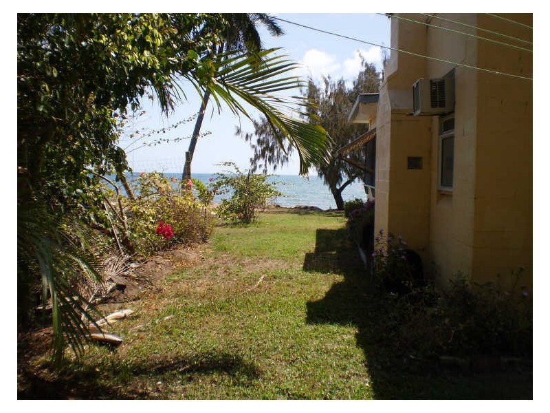 8 Howard Street Bowen, Bowen QLD 4805