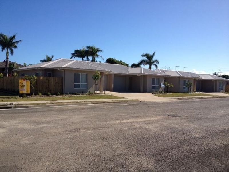 1 & 2/22 Tracey Street, Bowen QLD 4805