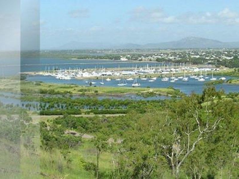 5/2 Gordon Street, Bowen QLD 4805