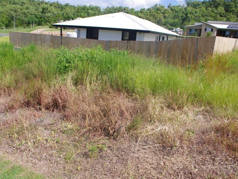 3 Links Road, Bowen QLD 4805