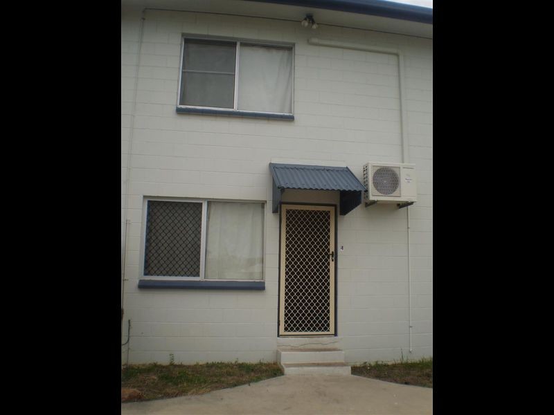 4/121 Herbert Street, Bowen QLD 4805