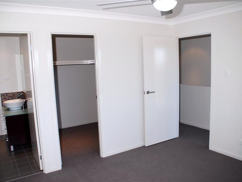 4/27a Leichhardt Street, Bowen QLD 4805