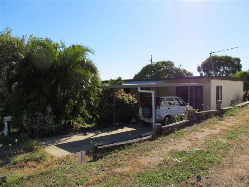 98 Kennedy Street, Bowen QLD 4805