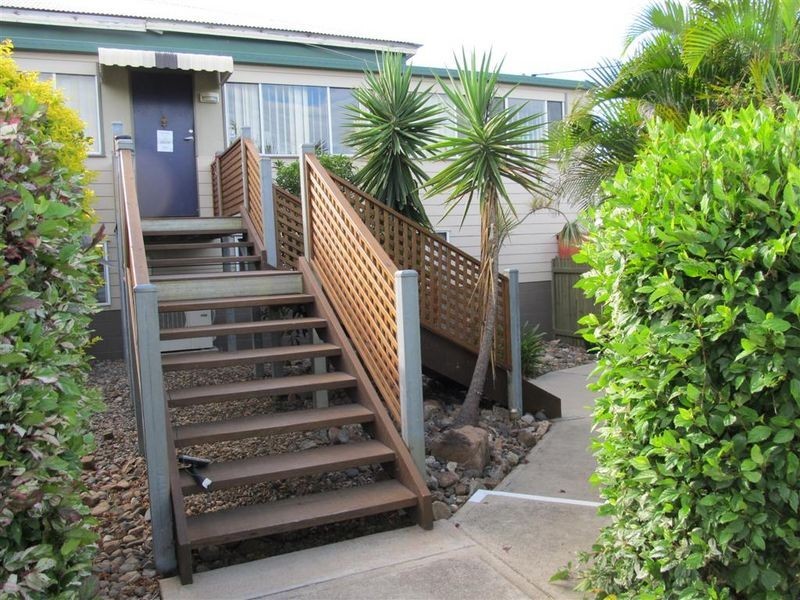 Barnacles Backpackers (16-18 Gordon St), Bowen QLD 4805